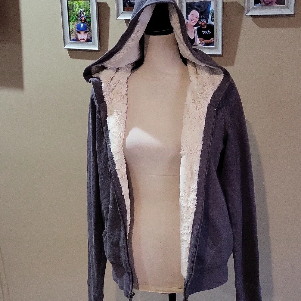Victoria's Secret PINK Hoodie - Picture 11 of 16